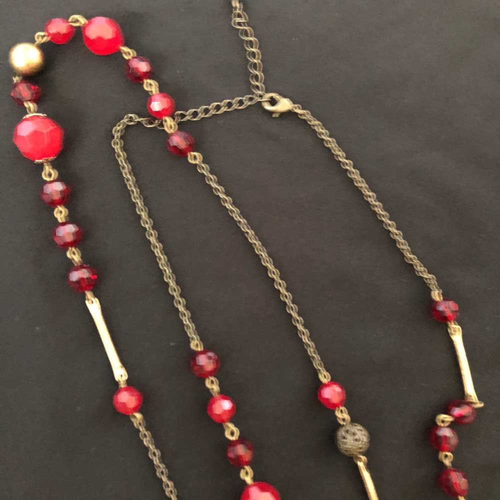 Red and gold necklace and bracelet bundle. - Picture 4 of 7